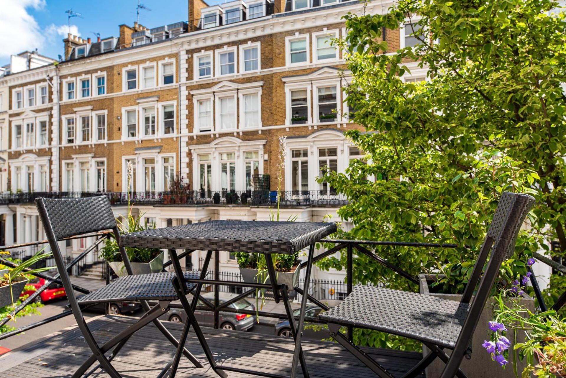 2-Bedroom Victorian Apartment In Kensington Londres Extérieur photo